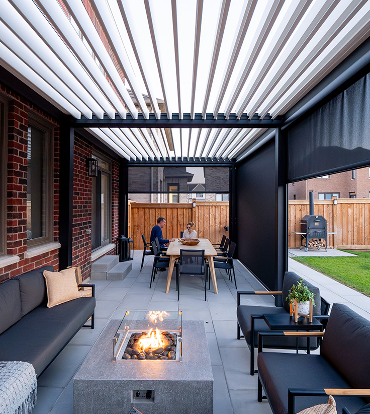 outdoor dining area #1758